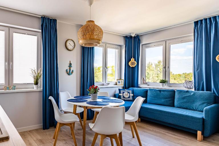 Apartamenty Marynarskie 400m od plaży - B&B Dębina