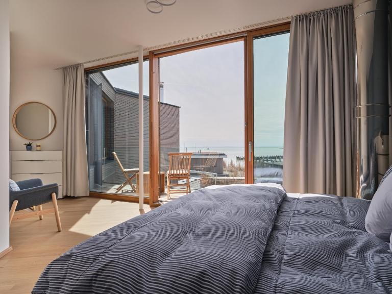 Exklusives Ferienhaus - Direkt am Neusiedler See - B&B Neusiedl am See