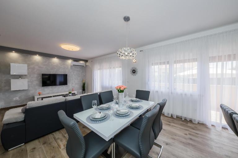 Luxury Apartment Maris - Ferienwohnung Kutleše