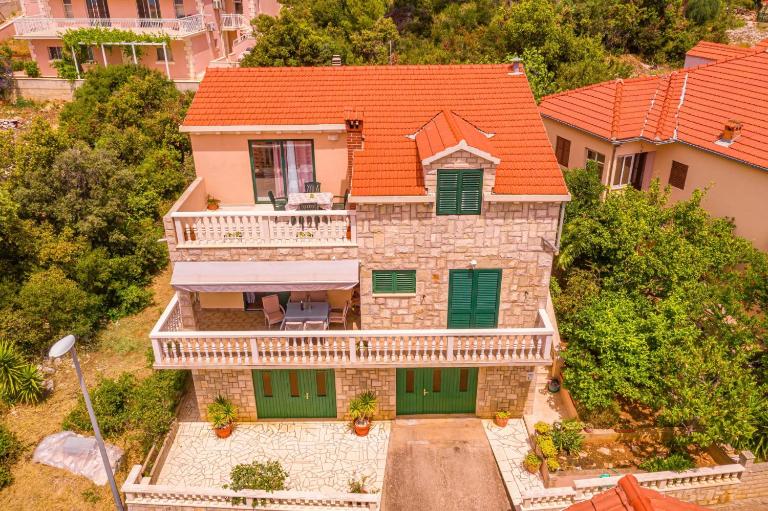 Apartman Grošić - Bed and Breakfast Brna