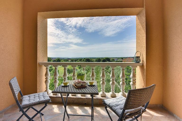 Modernes Appartement mit Balkon, BBQ, WLAN, Klima - B&B Vodnjan