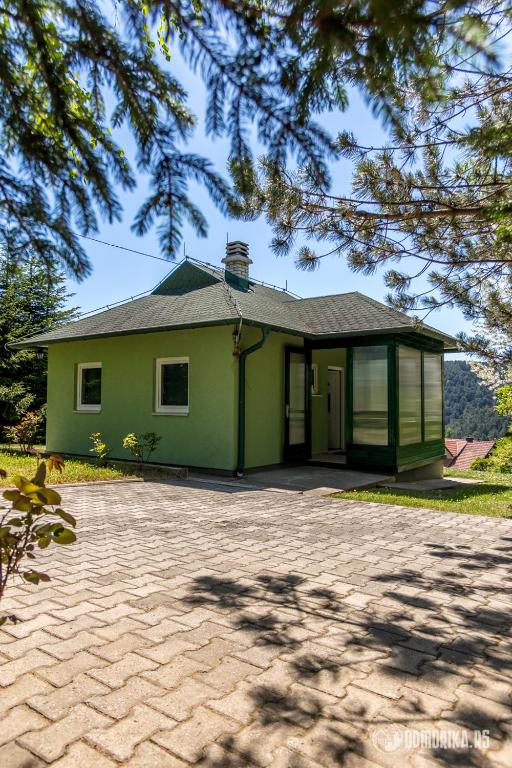 Vikendica MRVICA - B&B Bajina Bašta