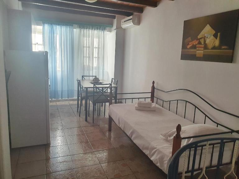 Callisto house 6 - Ferienwohnung Ermoupoli