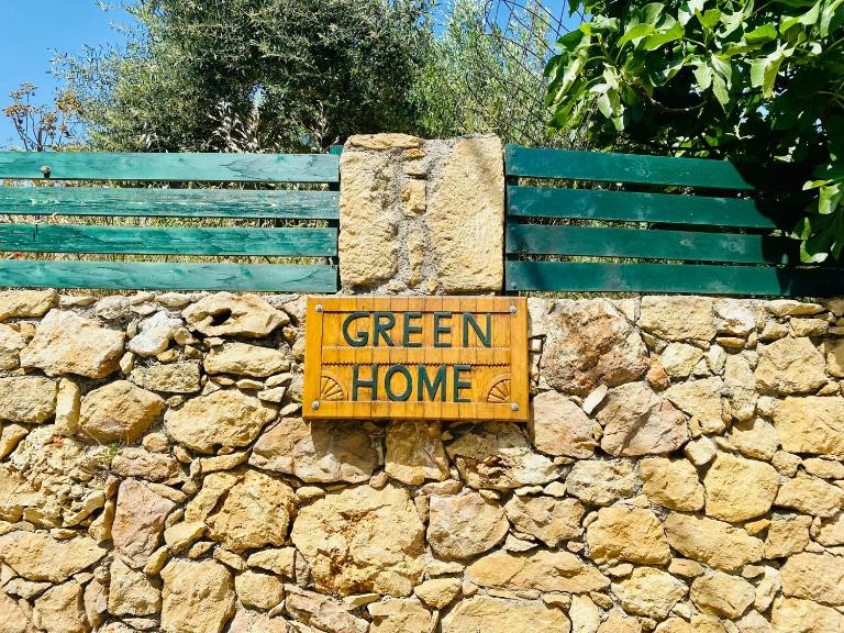 The Green Home - B&B Afráta