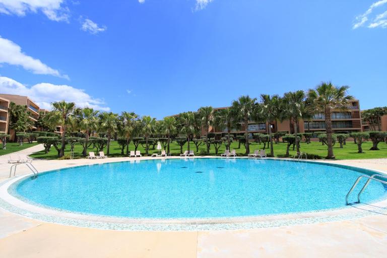 Albufeira Salgados Premium 1 With Pool by Homing - Bed and Breakfast Guia