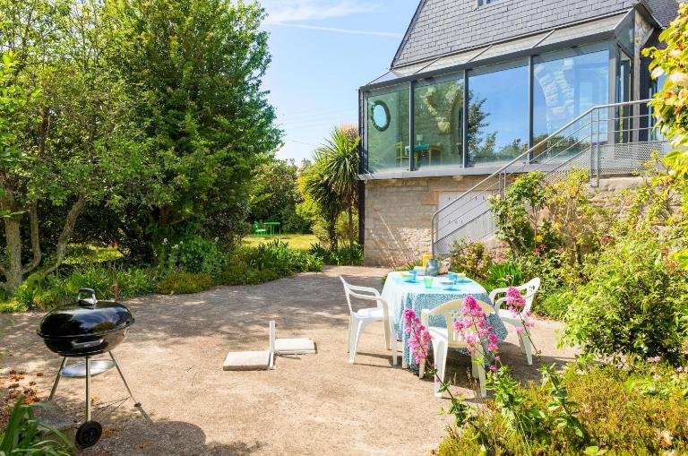 Treffiagat - Grande maison pour 9 - Jardin - B&B Treffiagat