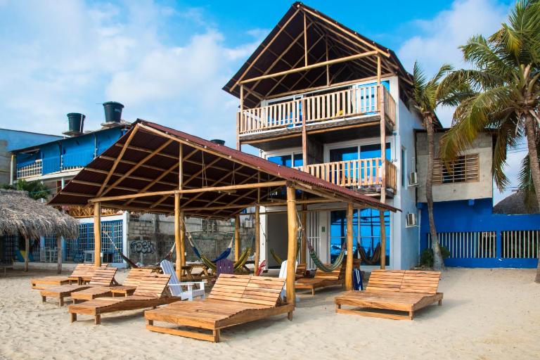 Mamallena Beachside Rincon del Mar - Chambres d'hôtes Rincón del Mar