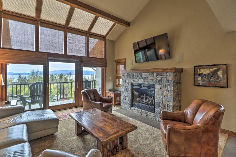 Expansive Bigfork Resort Retreat on Flathead Lake! - B&B Bigfork