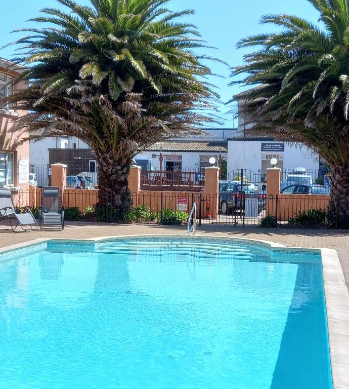 24 New Esplanade Court - B&B Paignton