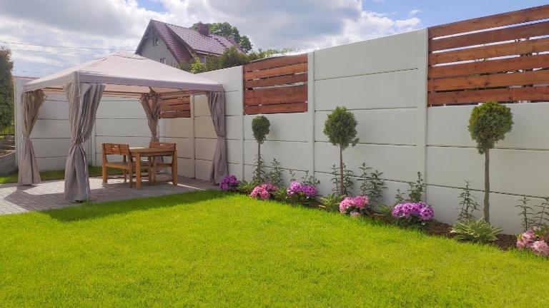 Apartamenty Amarel - Wilk Morski - Chambres d'hôtes Stegna