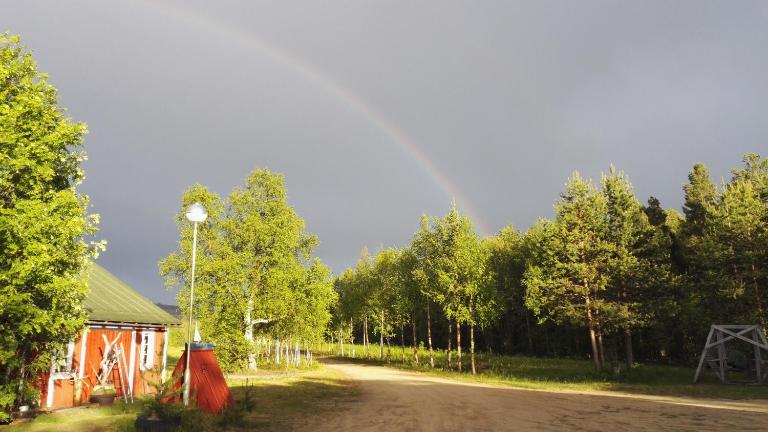 Lomakylä Lapponia - B&B Inari