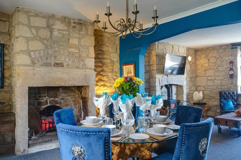 The Anchorage - sea views and beach on doorstep - B&B Amble