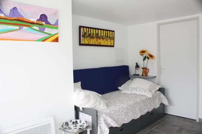 studio soleil - Bed and Breakfast Colombiers