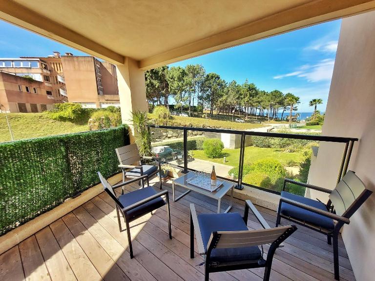 Stella - Agosta beach by foot Terrace - by TGB - B&B Porticcio