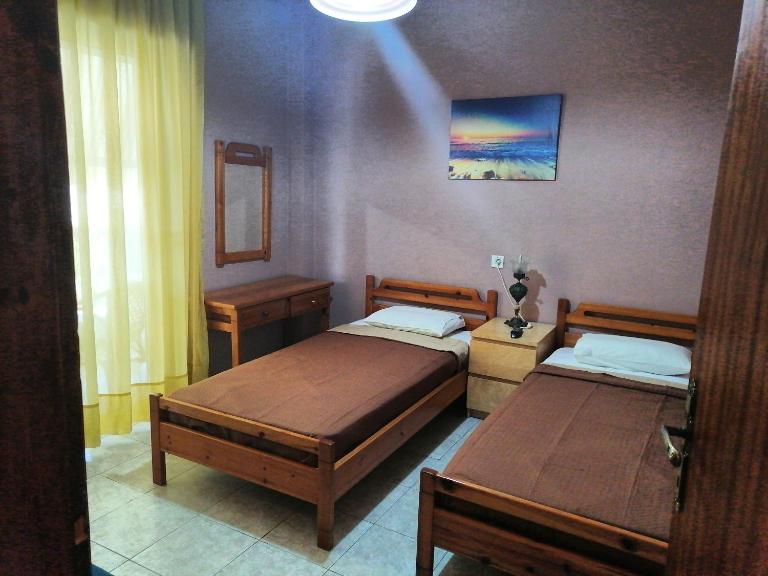 APARTMENTS HARIS - Ferienwohnung Olympiakí Aktí