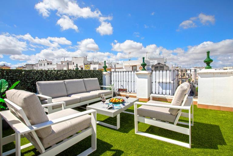 Genteel Home Castilla Terrace - B&B Sevilla