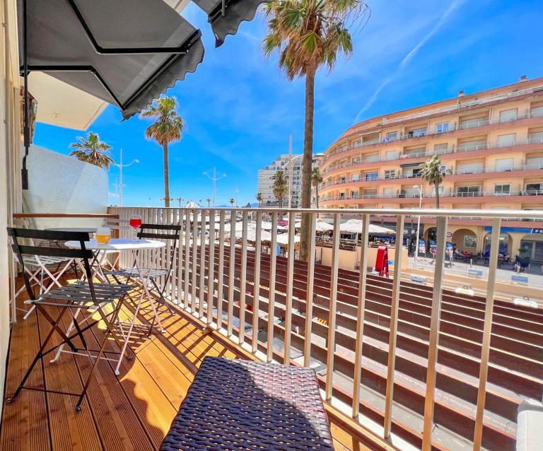Appartement vue mer Parking privé Place Med - B&B Canet-en-Roussillon