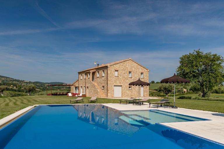 Casale Mignola - B&B Cingoli
