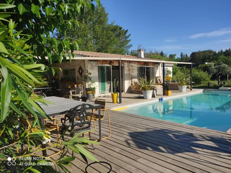 B&B La Terre Brûlée - Chambres d'hôtes Aigues-Mortes