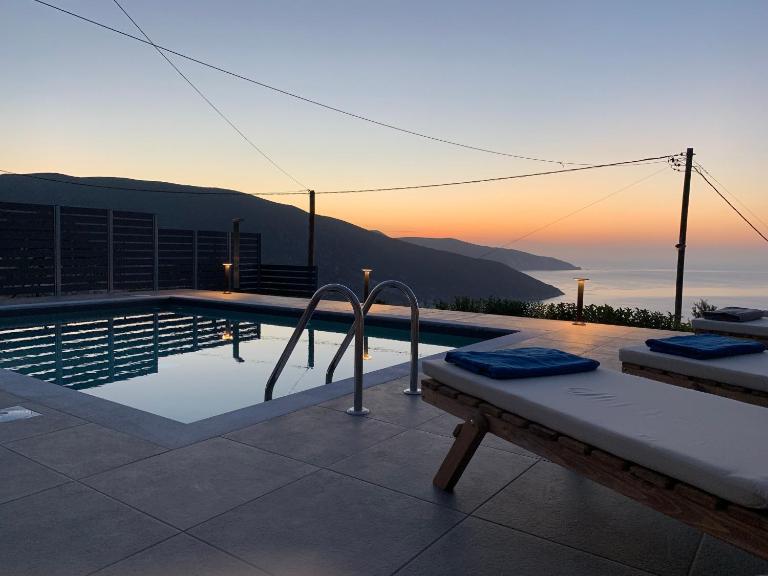 Villa Athina - Bed and Breakfast Agkónas
