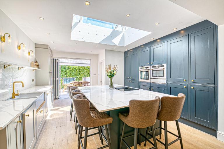 Luxury Georgian Townhouse with Cinema and parking - Ferienwohnung Chester