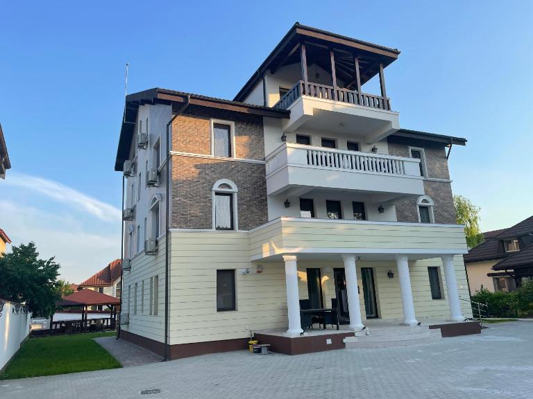 Iarca Inn - B&B Bucarest