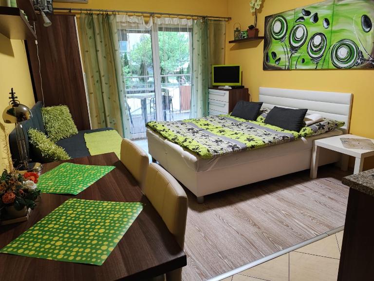 Slnečné apartmány - Ferienwohnung Podhájska