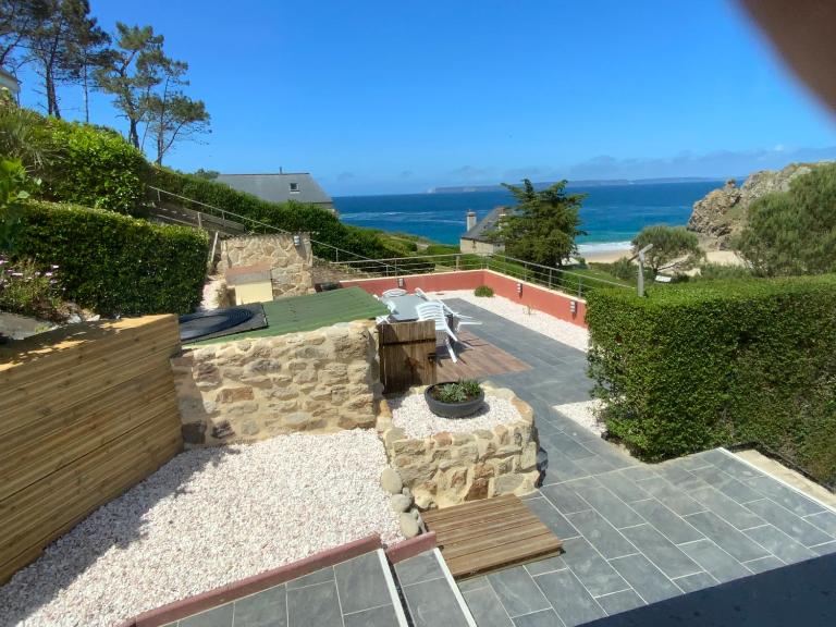 Magnifique villa face à la plage de Pors Peron - Chambres d'hôtes Beuzec-Cap-Sizun