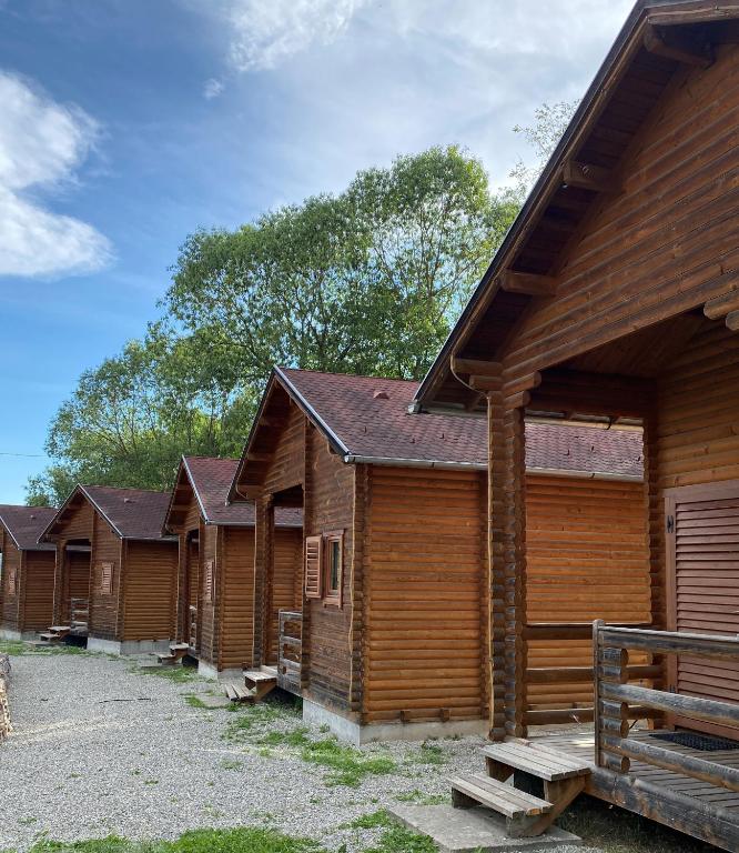 Gyopar Wooden Houses - B&B Izvoare