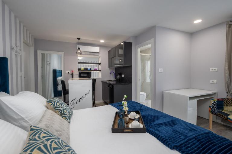 Apartment & rooms Forever 2 - B&B Fiume