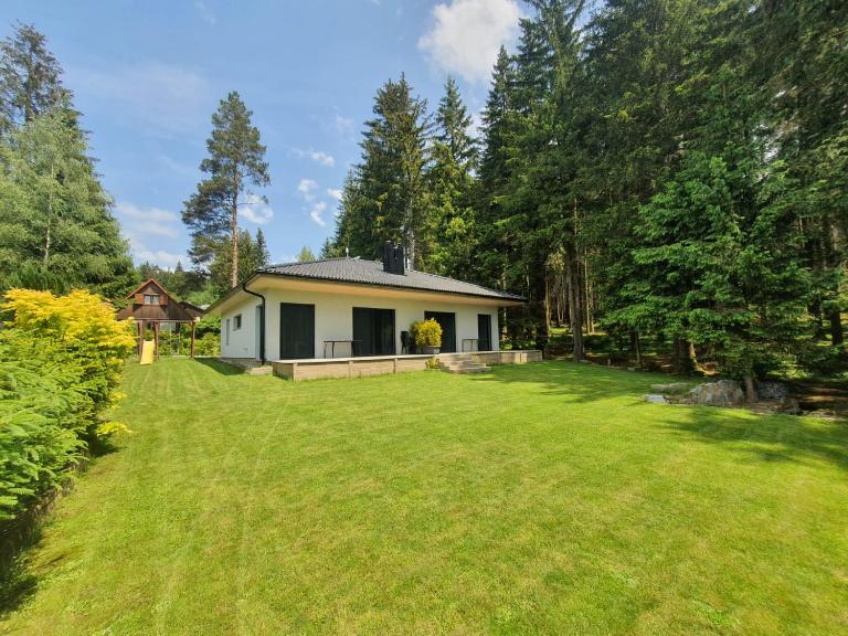 Apartmány LIPNOczech - B&B Frymburk