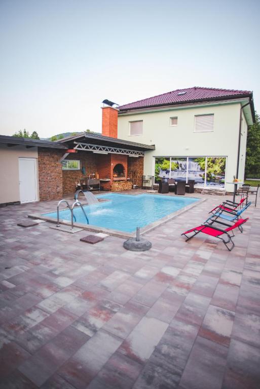 Villa La Unica - Bed and Breakfast Lohovo