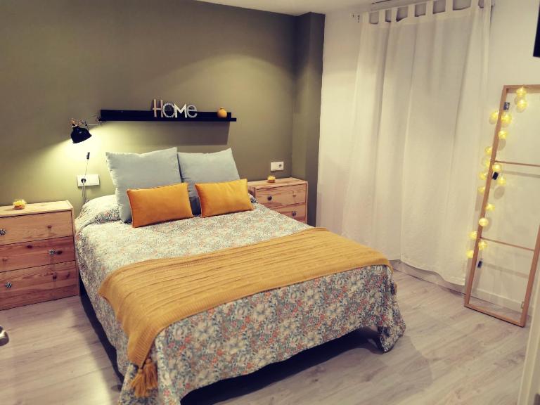 Laurel No5 - B&B Logroño
