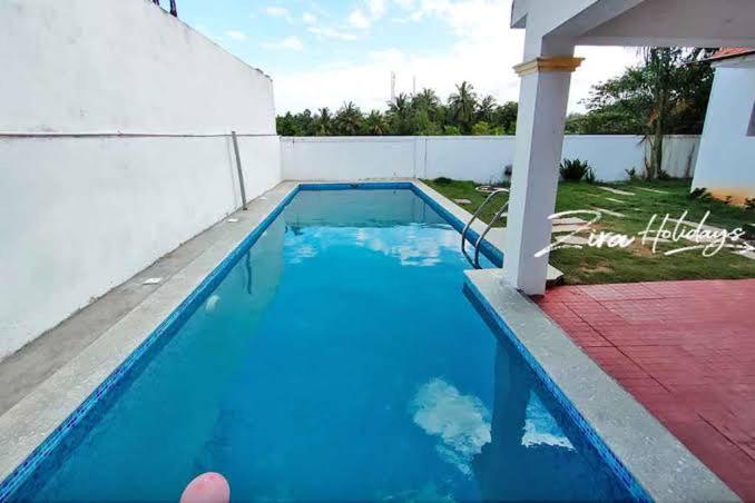ECR Holiday - B&B Chennai