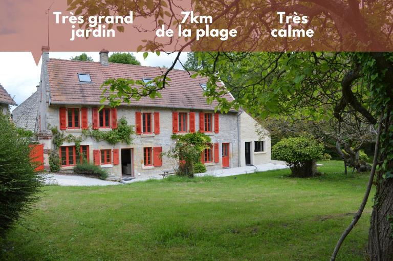 Maison typique - Très grand jardin - 7km de la mer - B&B Fontaine-Henry