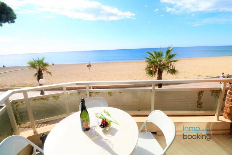 Costar Dor Cambrils, en primera linea - B&B Cambrils