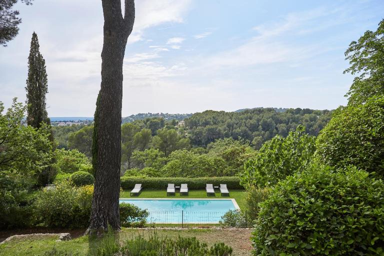 Appart13 piscine chauffée de luxe Belvoir13 à 10 min d Aix - Bed and Breakfast Aix-en-Provence