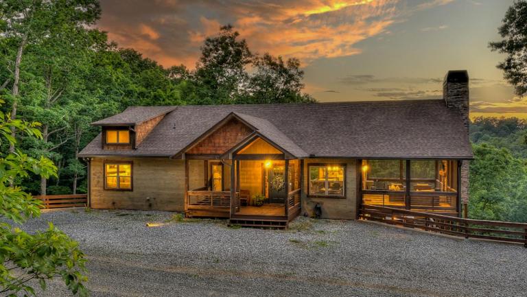 Bert's Hideaway - B&B Blue Ridge
