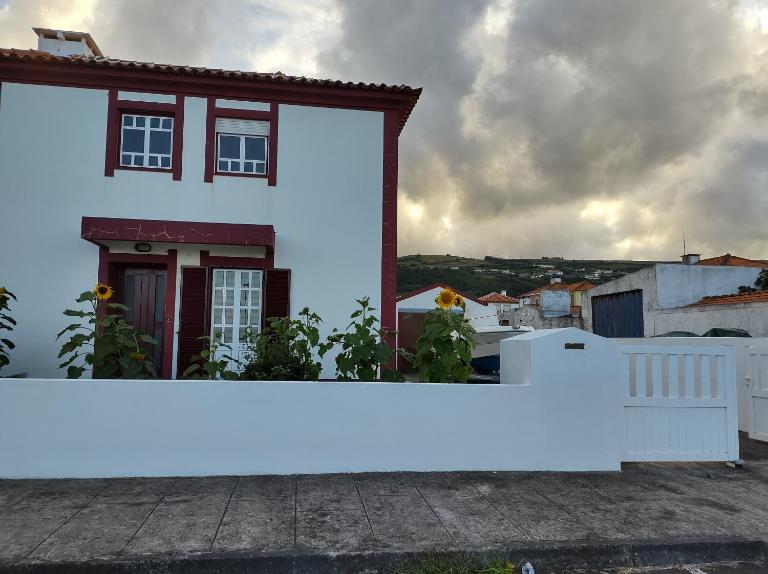 Villa Kai Casa frente al mar y completamente restaurada - B&B Santa Cruz das Flores