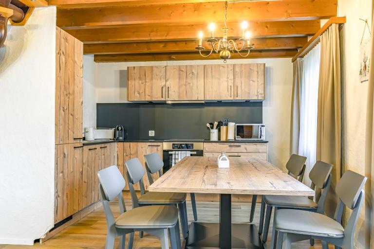 Apartment Eiger - Aare Jungfrau AG - Bed and Breakfast Grindelwald