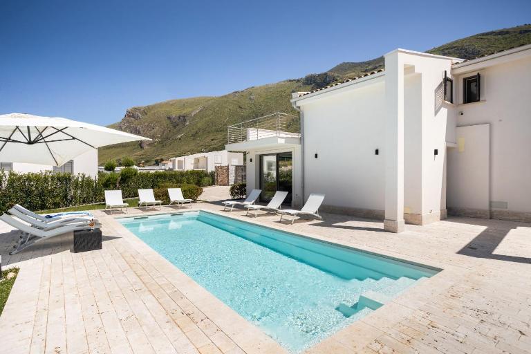 Grande Villa privata con piscina a Scopello - Bed and Breakfast Castellammare del Golfo