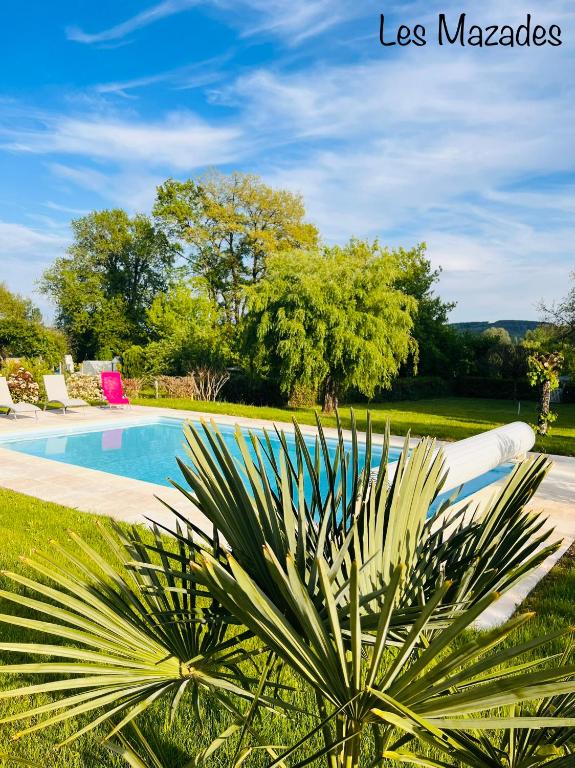 Les Mazades à 10 min de Périgueux avec piscine chauffée, meublé de tourisme classé 3 étoiles - Bed and Breakfast Annesse-et-Beaulieu