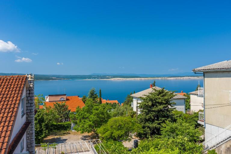 Apartman Dora - B&B Cirquenizza