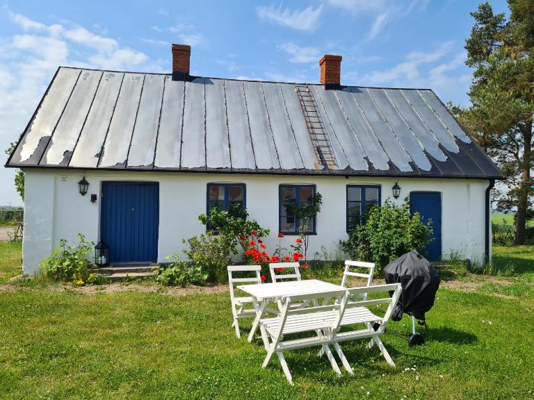 Villa Vemmentorp - Körsbärsblomsvillan 6 min från havet - B&B Skurup