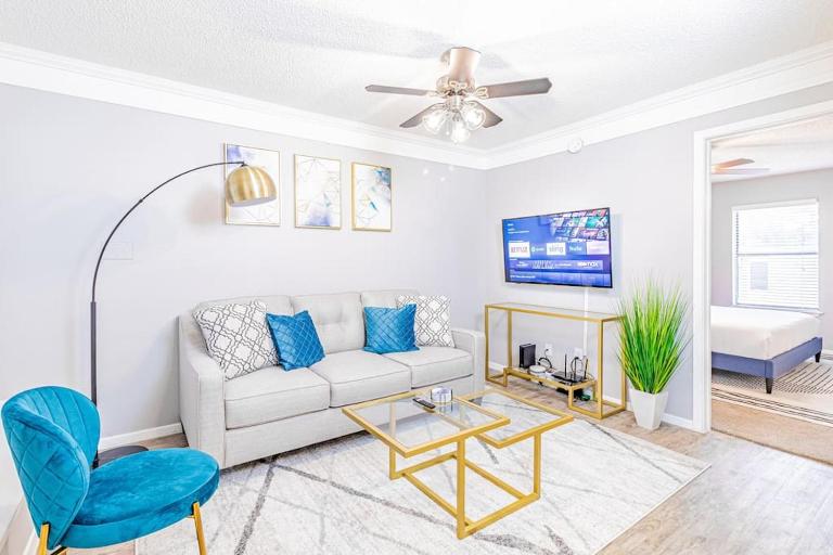 Central 1BR King Bed Suites, Close to Downtown & Domain - Ferienwohnung Austin