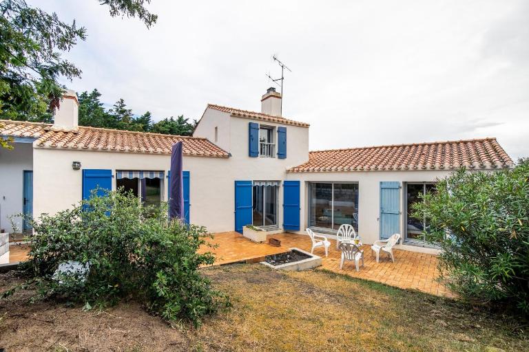 Grande maison pour 6 personnes - 300m de la plage - B&B Barbâtre