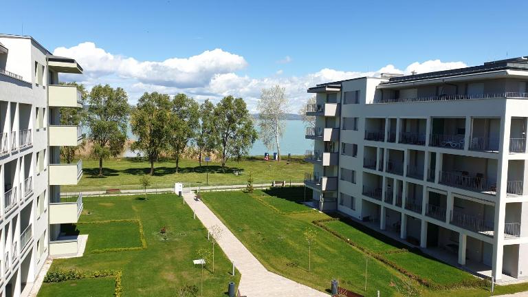 Lelle Resort CB34 - B&B Balatonlelle