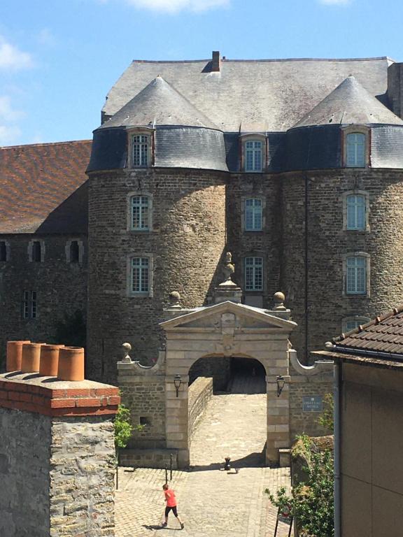 LA MANSARDE - AU CŒUR DE LA VIEILLE VILLE - Ferienwohnung Boulogne-sur-Mer