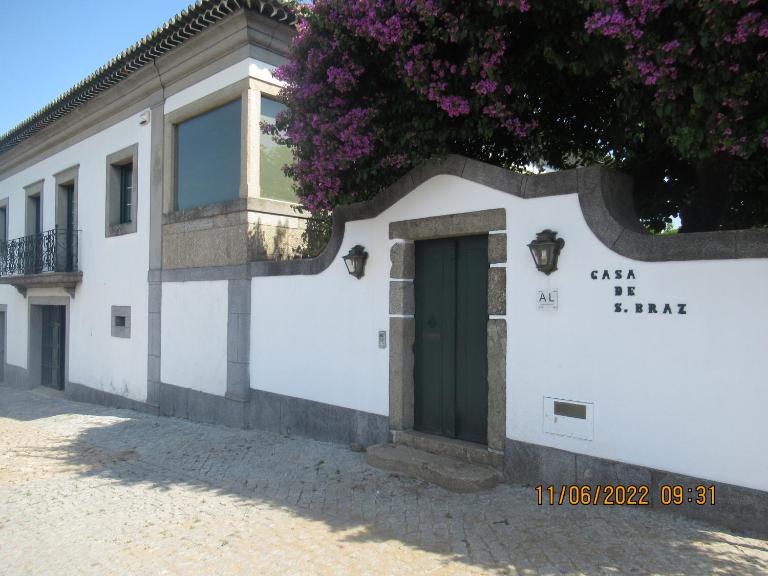 Casa com Piscina Privada de 10m e Jardim, até 8 pessoas, perto do Porto - Bed and Breakfast Landim
