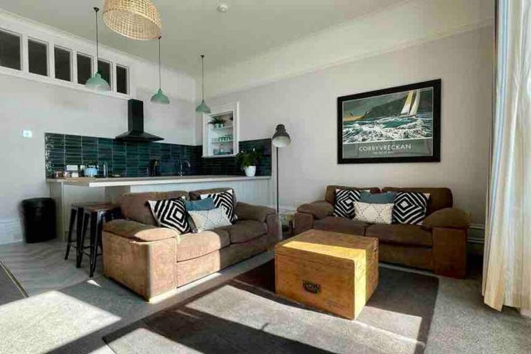 Westbay Seafront Apartment - Ferienwohnung Oban